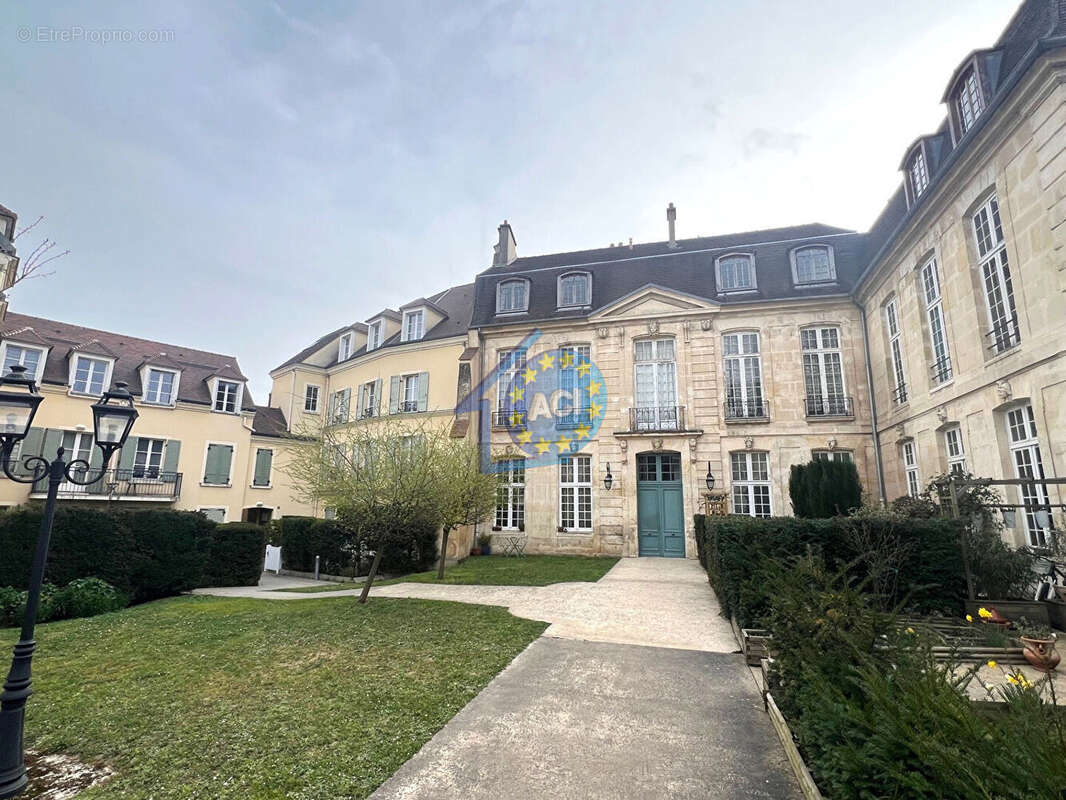 Appartement à MANTES-LA-JOLIE