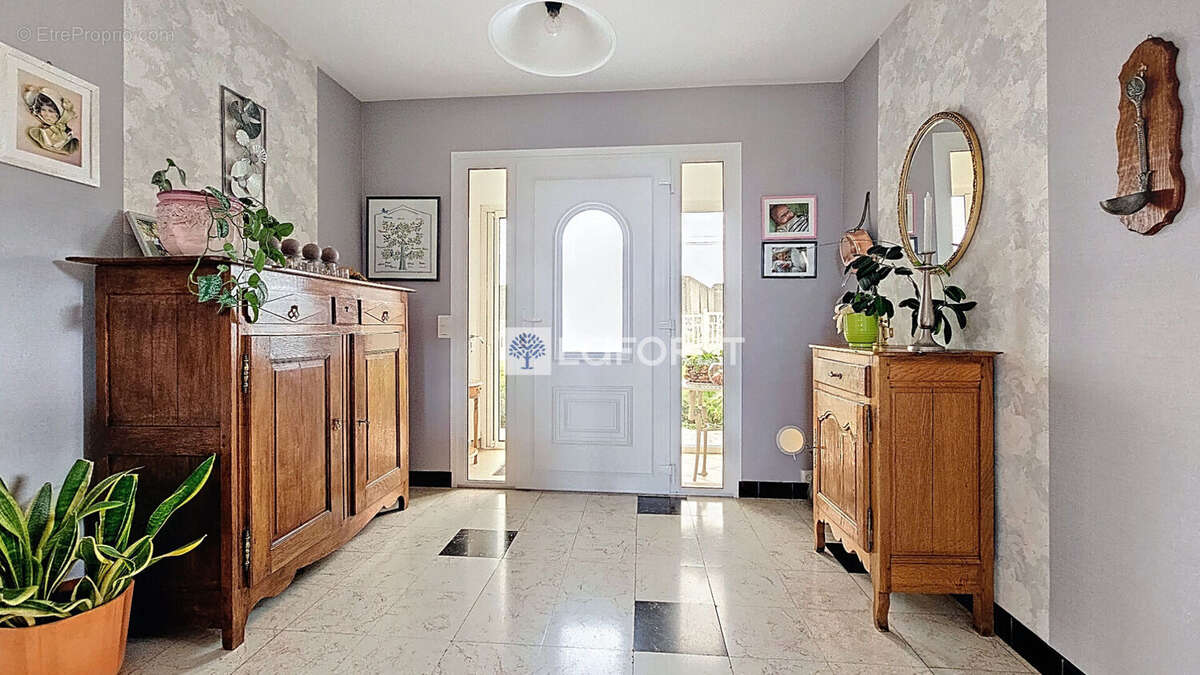 Maison à SERAUCOURT-LE-GRAND