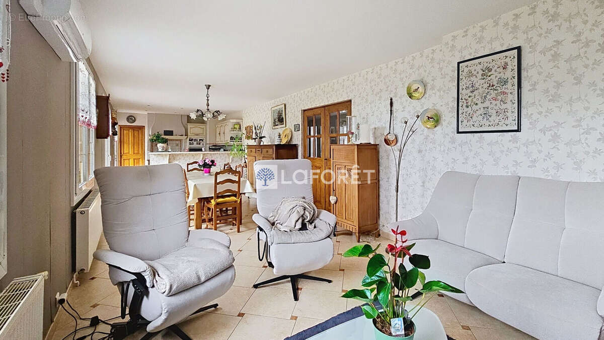 Maison à SERAUCOURT-LE-GRAND