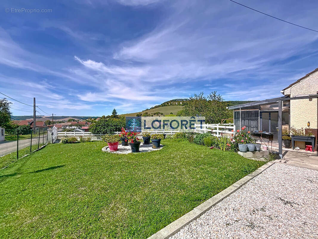 Maison à SAINT-URBAIN-MACONCOURT