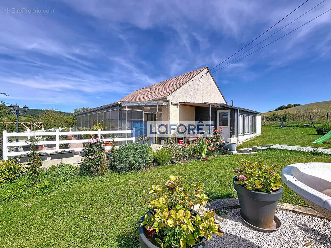 Maison à SAINT-URBAIN-MACONCOURT