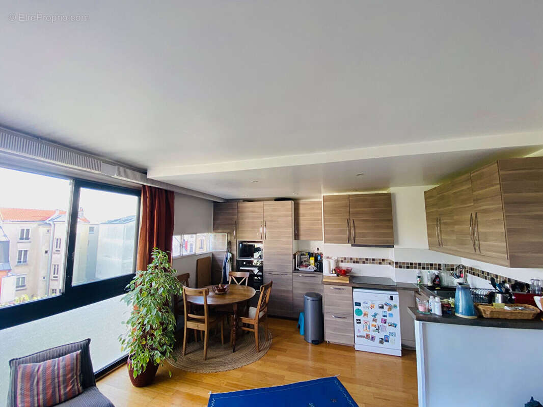 Appartement à NOGENT-SUR-MARNE