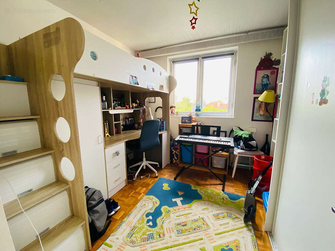 Appartement à NOGENT-SUR-MARNE