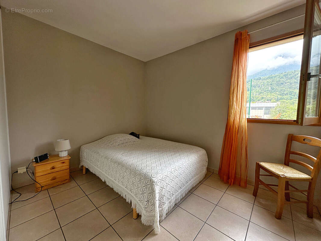 Appartement à CHAPAREILLAN