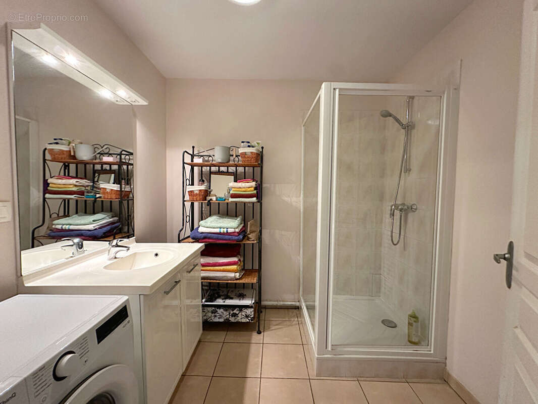 Appartement à CHAPAREILLAN