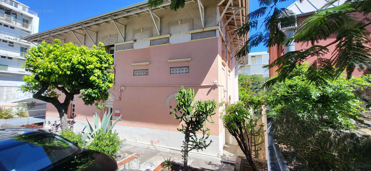 Appartement à SAINT-DENIS