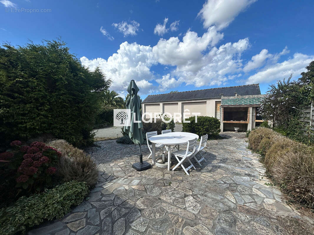 Maison à LEZARDRIEUX