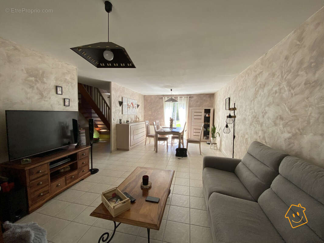 Maison à NOHANT-EN-GOUT