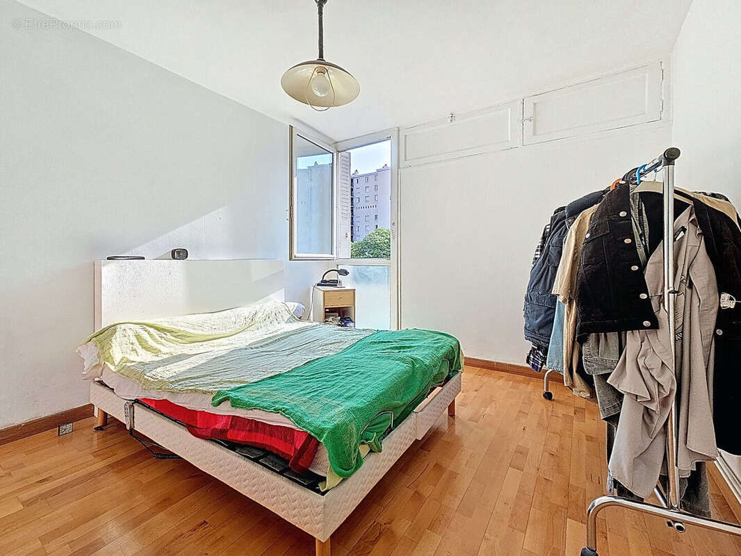 Appartement à MARSEILLE-14E