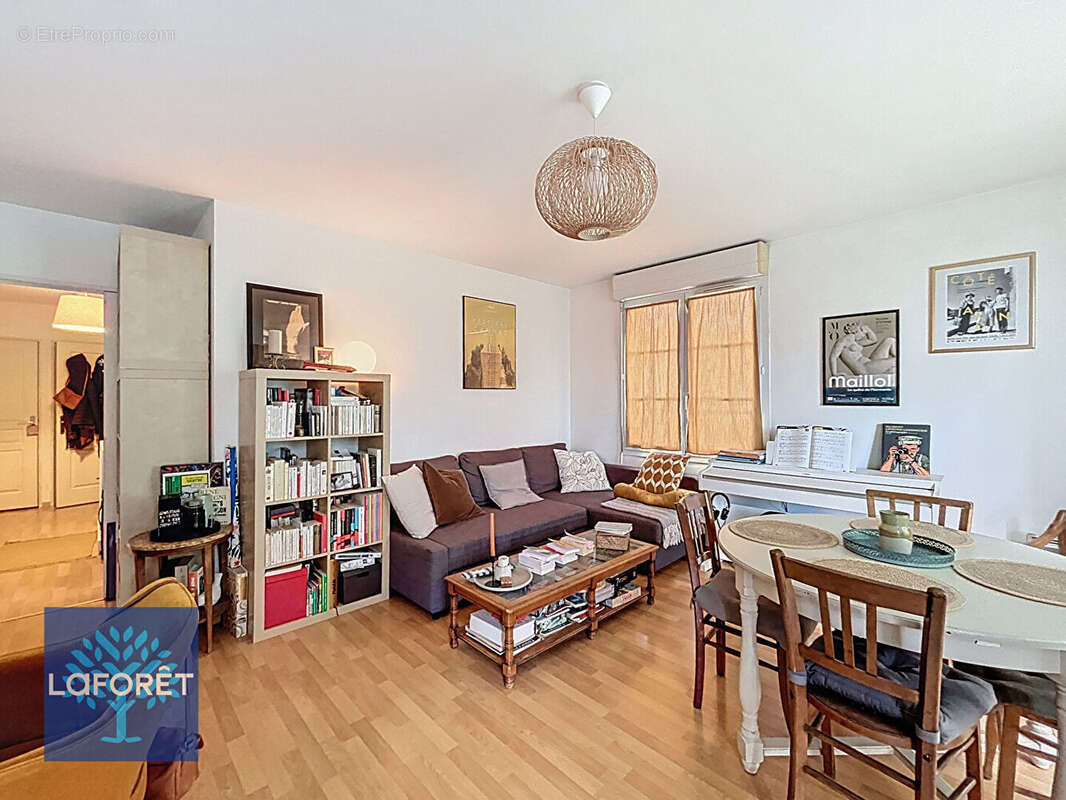 Appartement à CORBEIL-ESSONNES