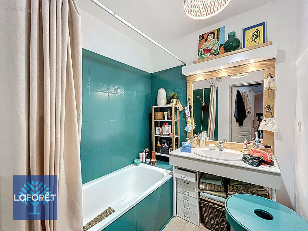 Appartement à CORBEIL-ESSONNES