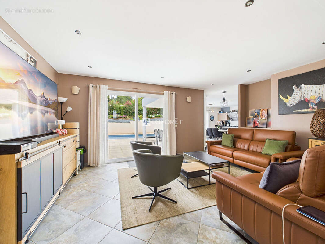 Maison à ERGUE-GABERIC