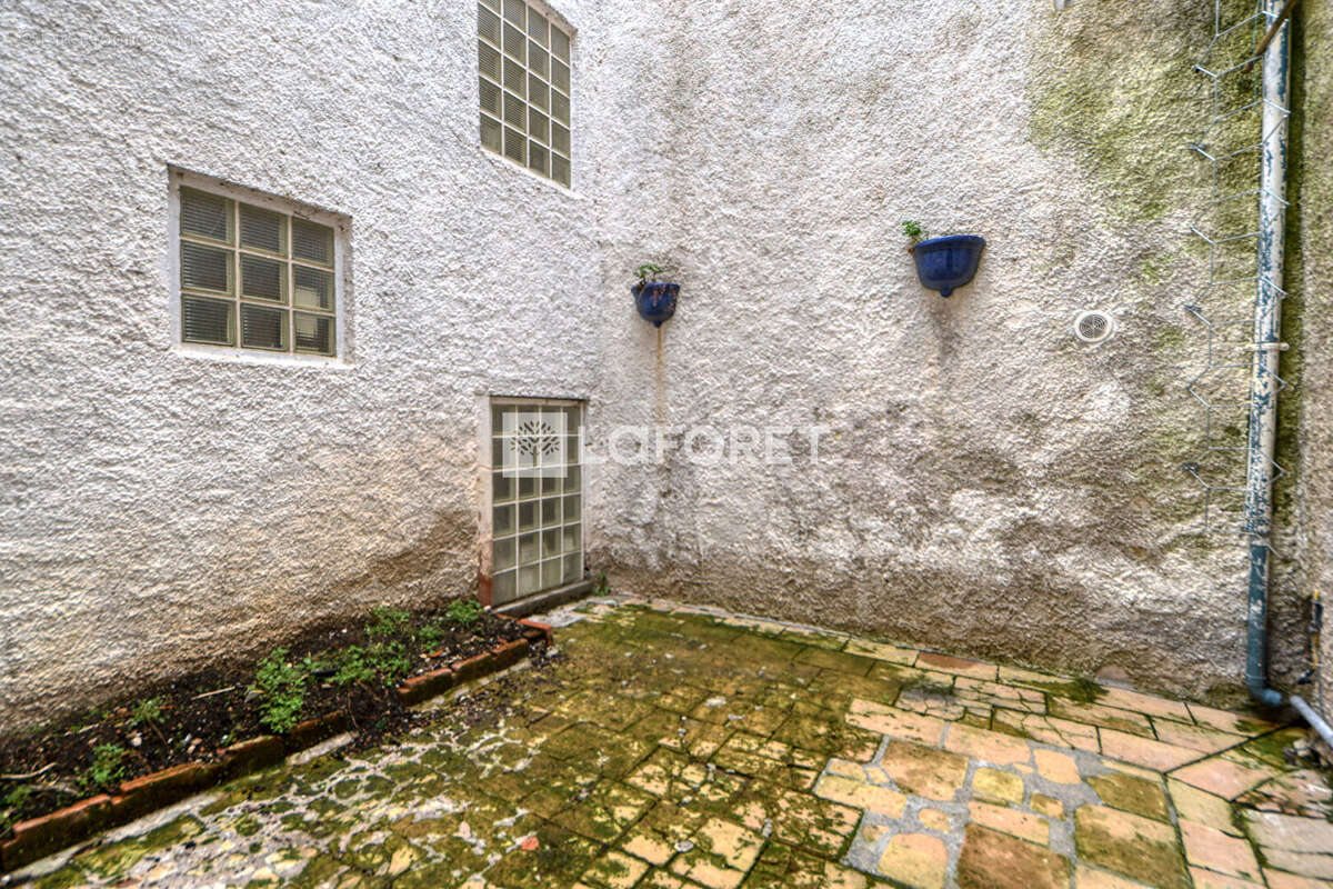 Maison à LISLE-SUR-TARN