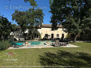 Maison à PERNES-LES-FONTAINES