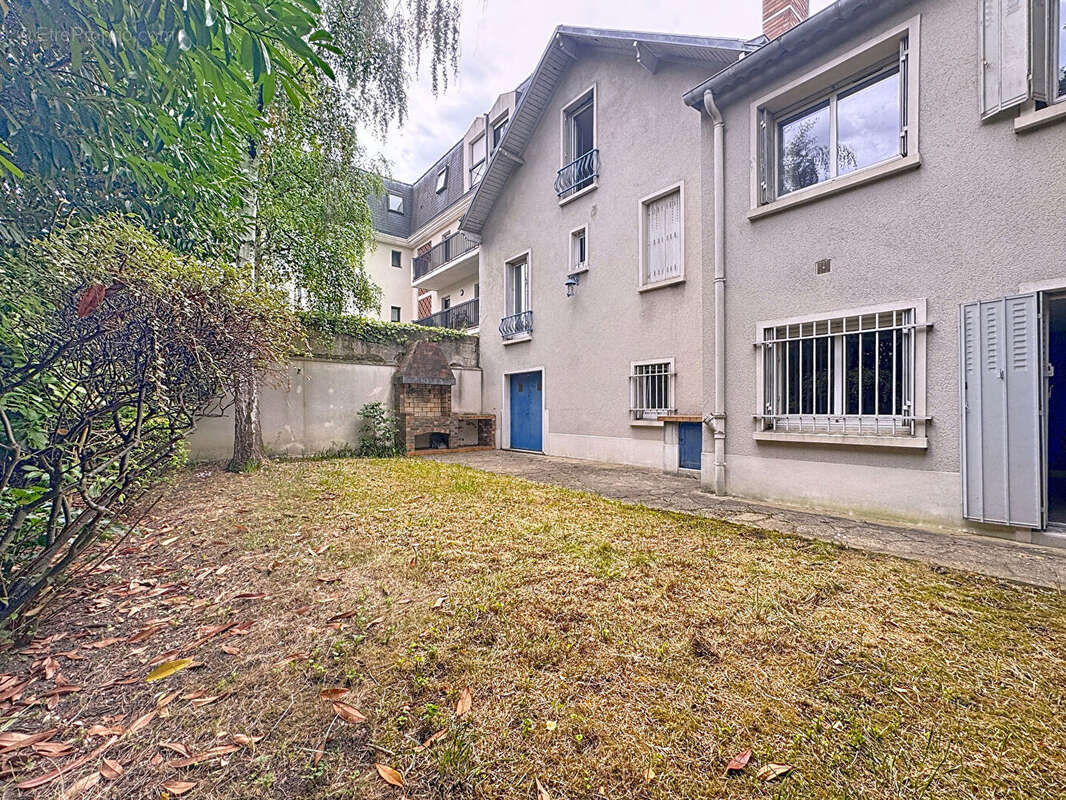 Maison à BOURG-LA-REINE