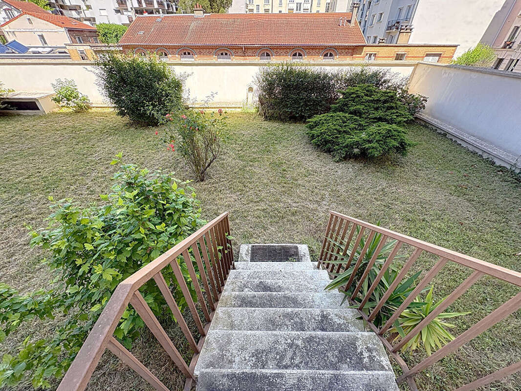 Appartement à PARIS-20E