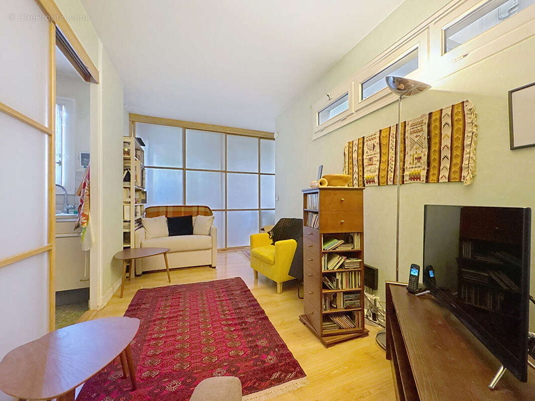 Appartement à PARIS-20E