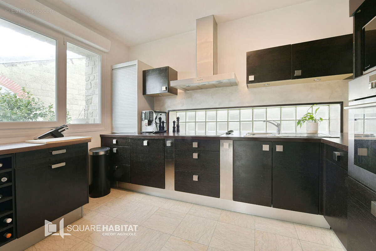 Maison à CONDE-SUR-NOIREAU