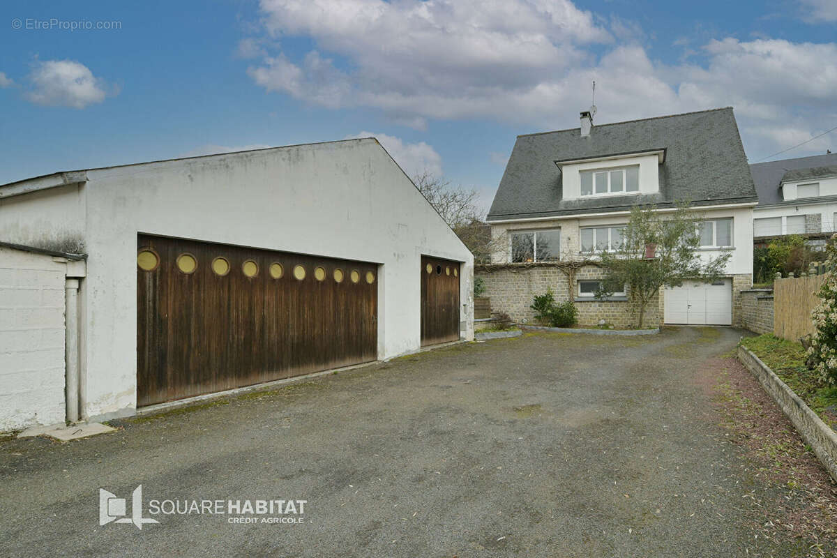 Maison à CONDE-SUR-NOIREAU