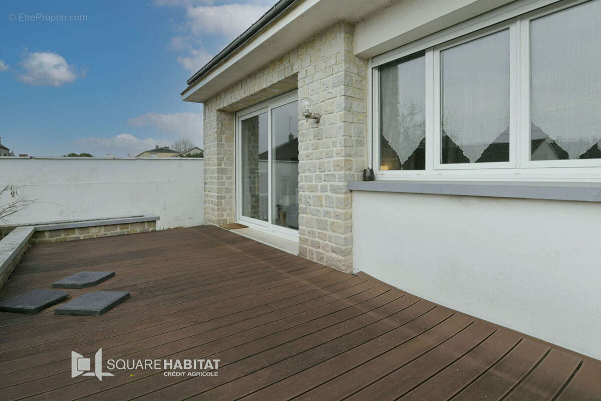 Maison à CONDE-SUR-NOIREAU