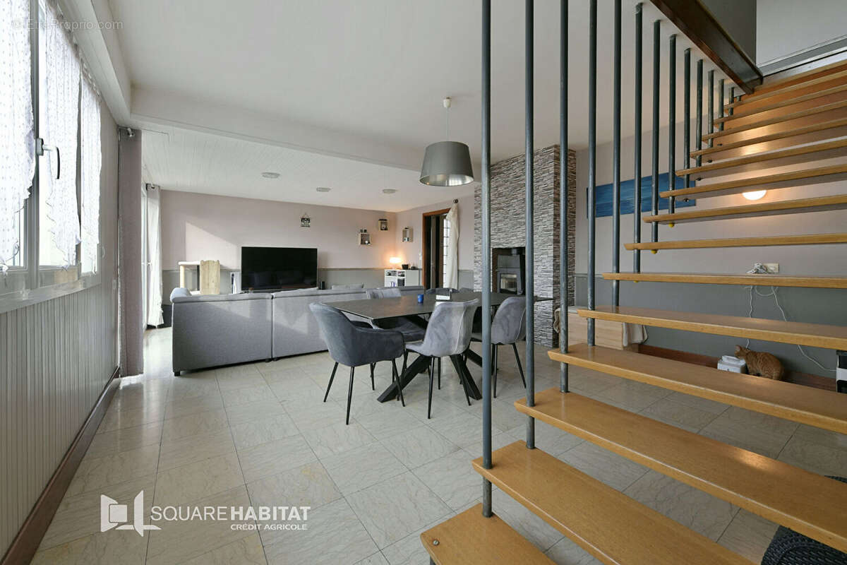 Maison à CONDE-SUR-NOIREAU