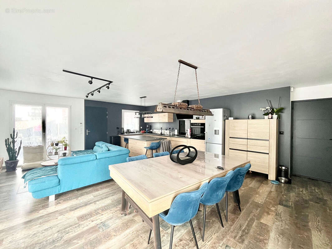 Maison à BLAINVILLE-SUR-ORNE