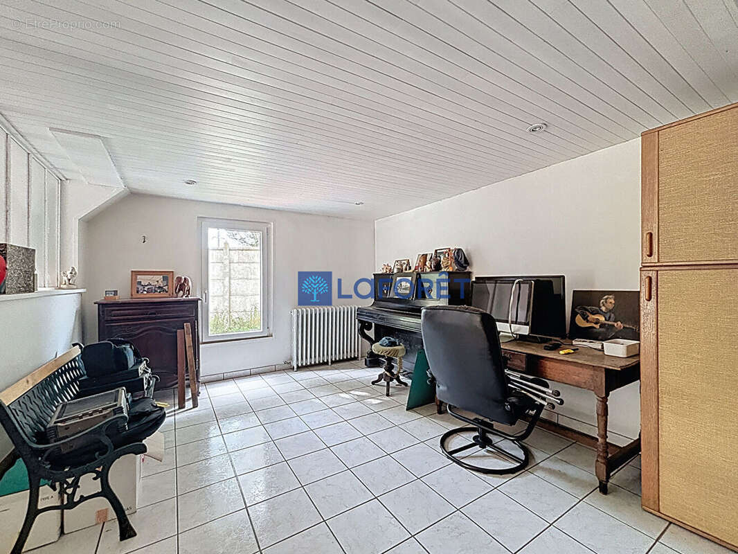 Maison à SAVIGNY-SUR-ORGE