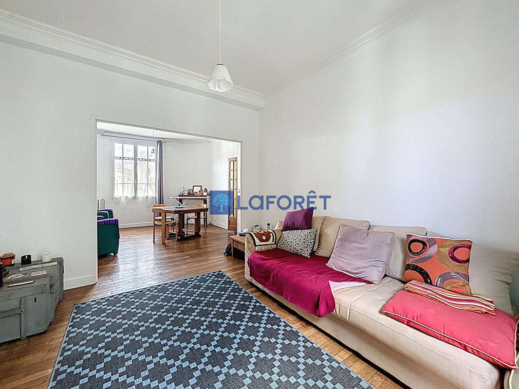 Maison à SAVIGNY-SUR-ORGE