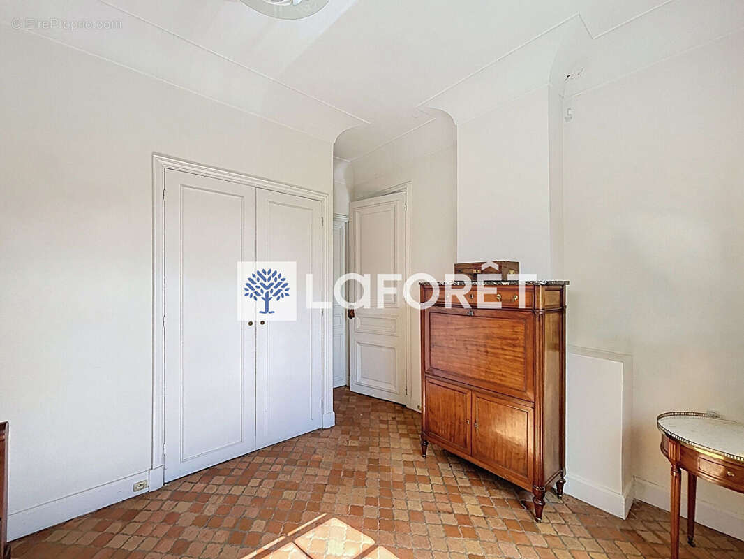 Maison à SAINT-NOM-LA-BRETECHE