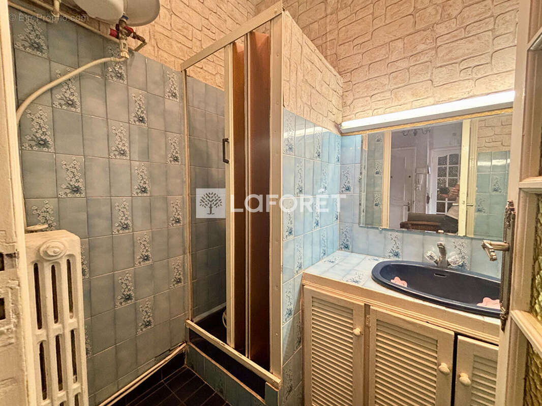 Appartement à MARSEILLE-2E