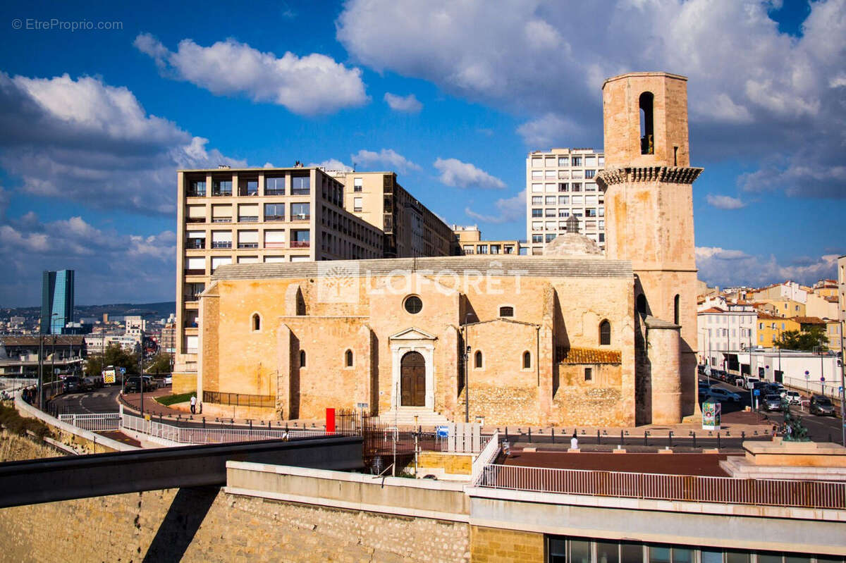 Appartement à MARSEILLE-2E