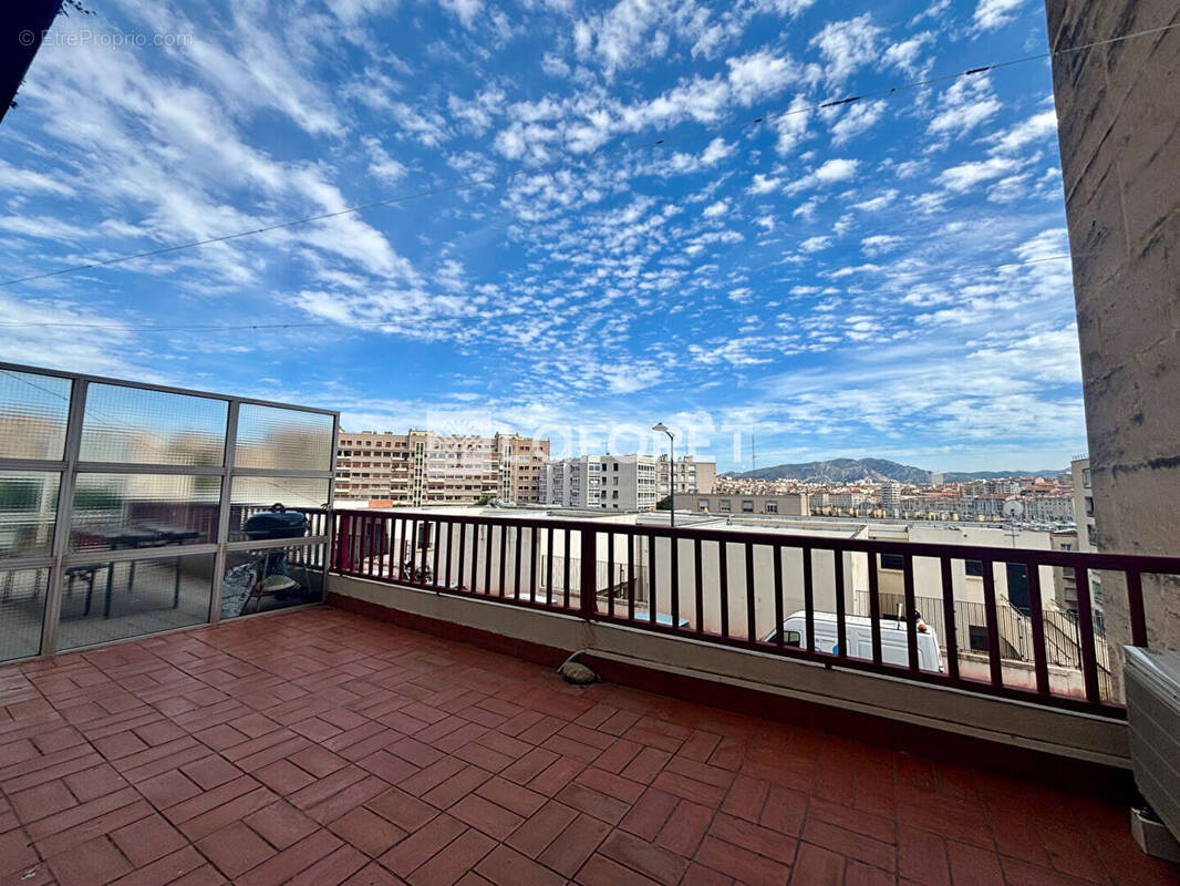 Appartement à MARSEILLE-2E