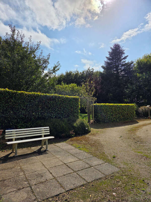 Maison à SAINT-RENAN