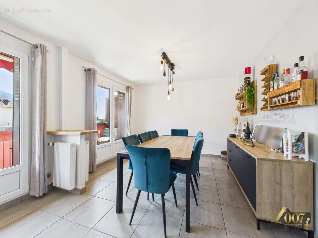Appartement à ALBERTVILLE