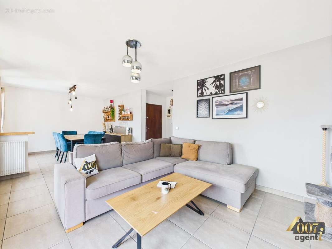 Appartement à ALBERTVILLE