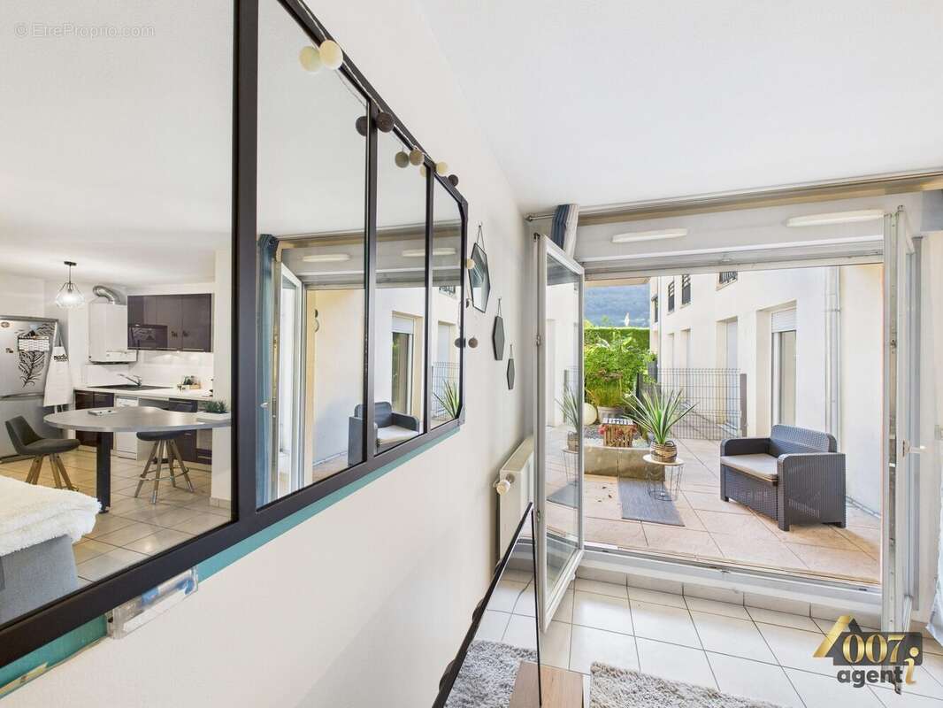 Appartement à CHALLES-LES-EAUX