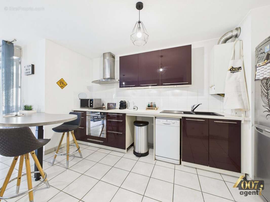 Appartement à CHALLES-LES-EAUX