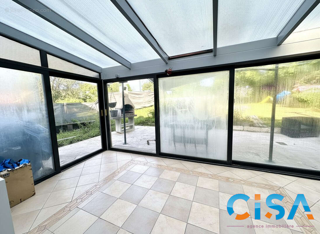 Maison à NEUILLY-EN-THELLE