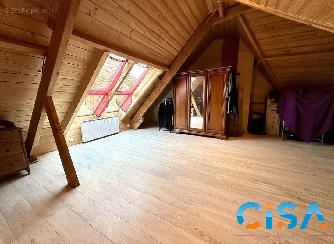 Maison à NEUILLY-EN-THELLE