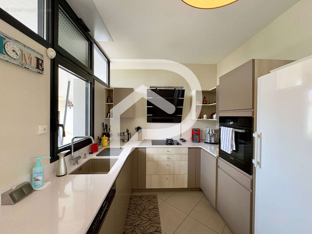 Maison à SAINT-PIERRE-D&#039;EYRAUD