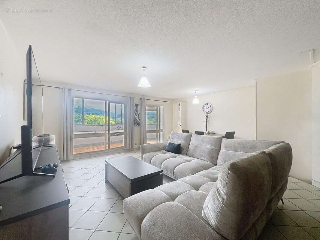 Appartement à ECHIROLLES