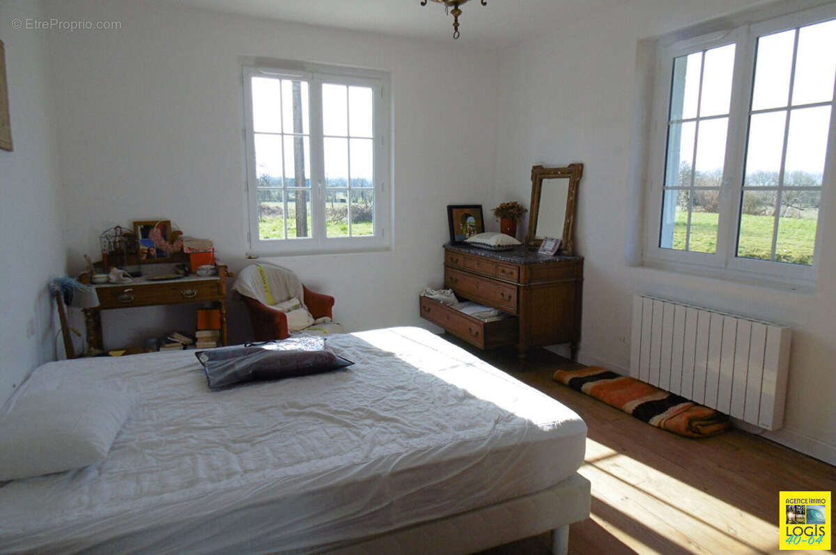 Maison à SAINTE-MARIE-DE-GOSSE