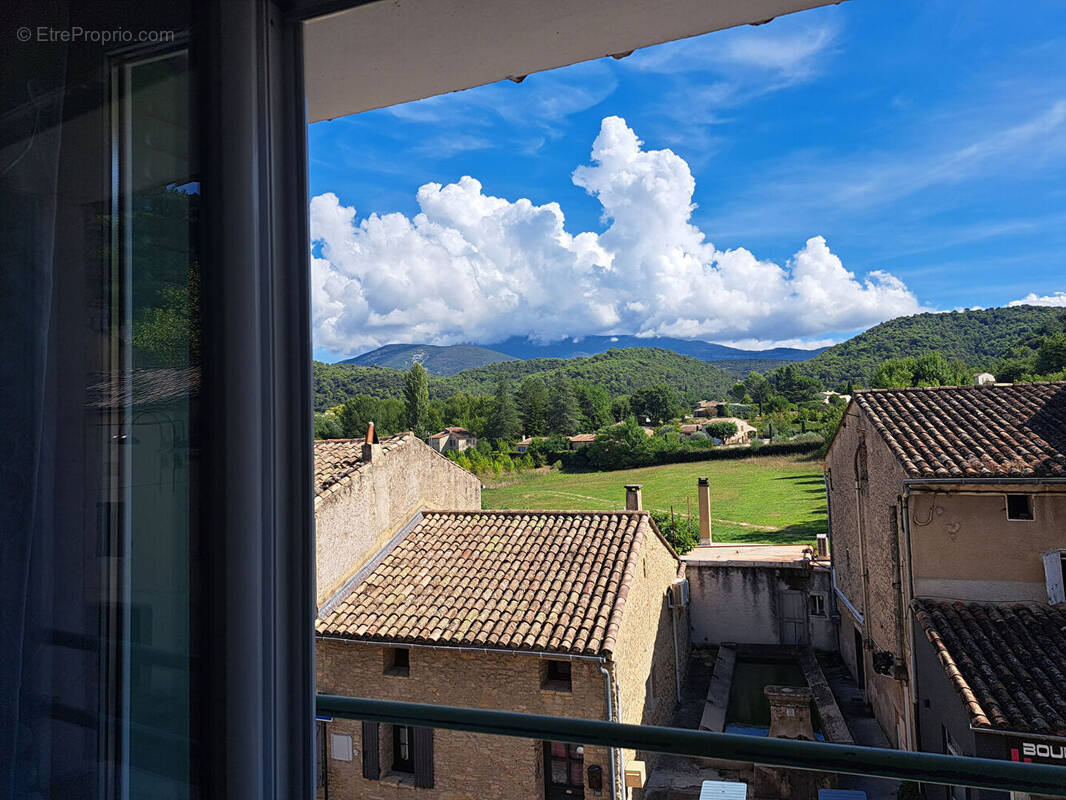 Maison à ENTRECHAUX