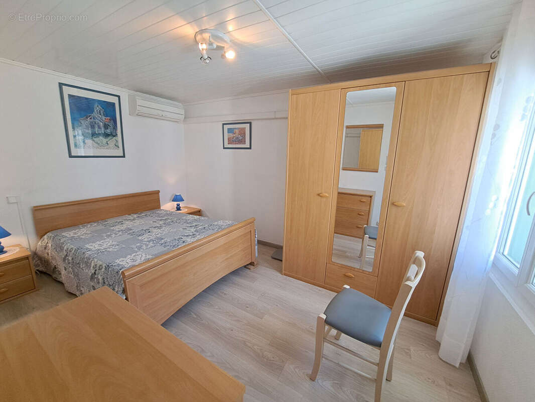 Maison à ENTRECHAUX