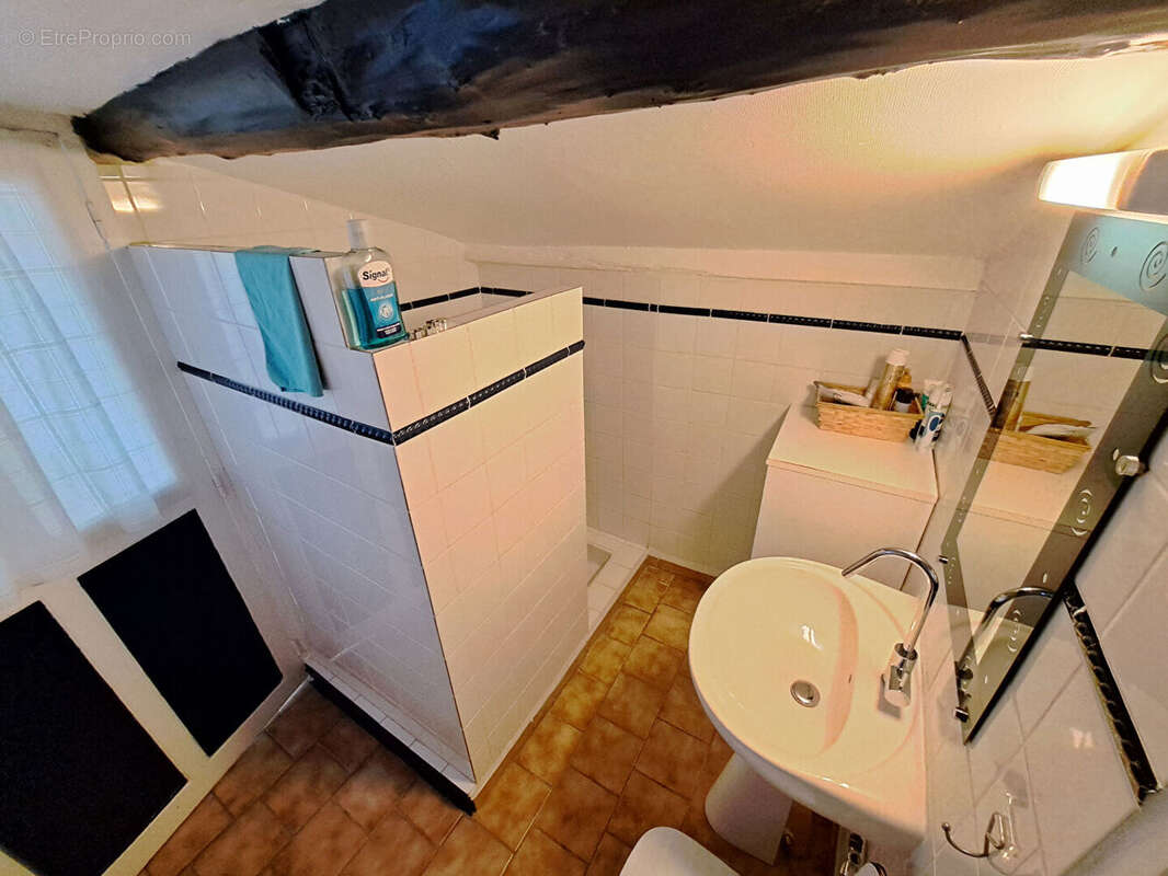 Maison à ENTRECHAUX