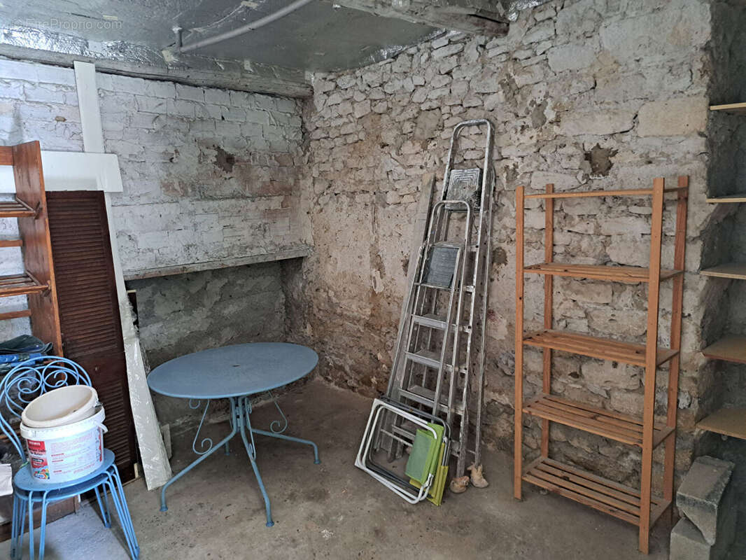 Maison à ENTRECHAUX