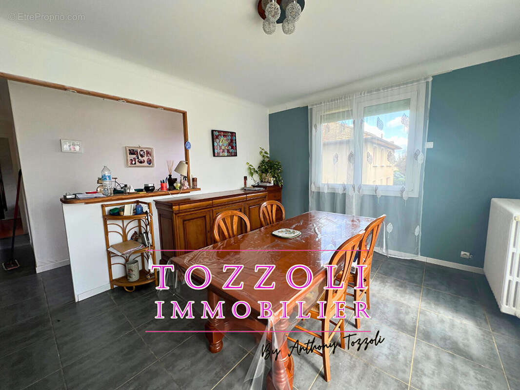 Maison à SAINT-QUENTIN-FALLAVIER