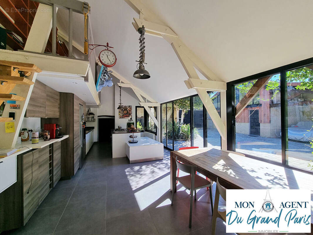 Maison à MARCOUSSIS