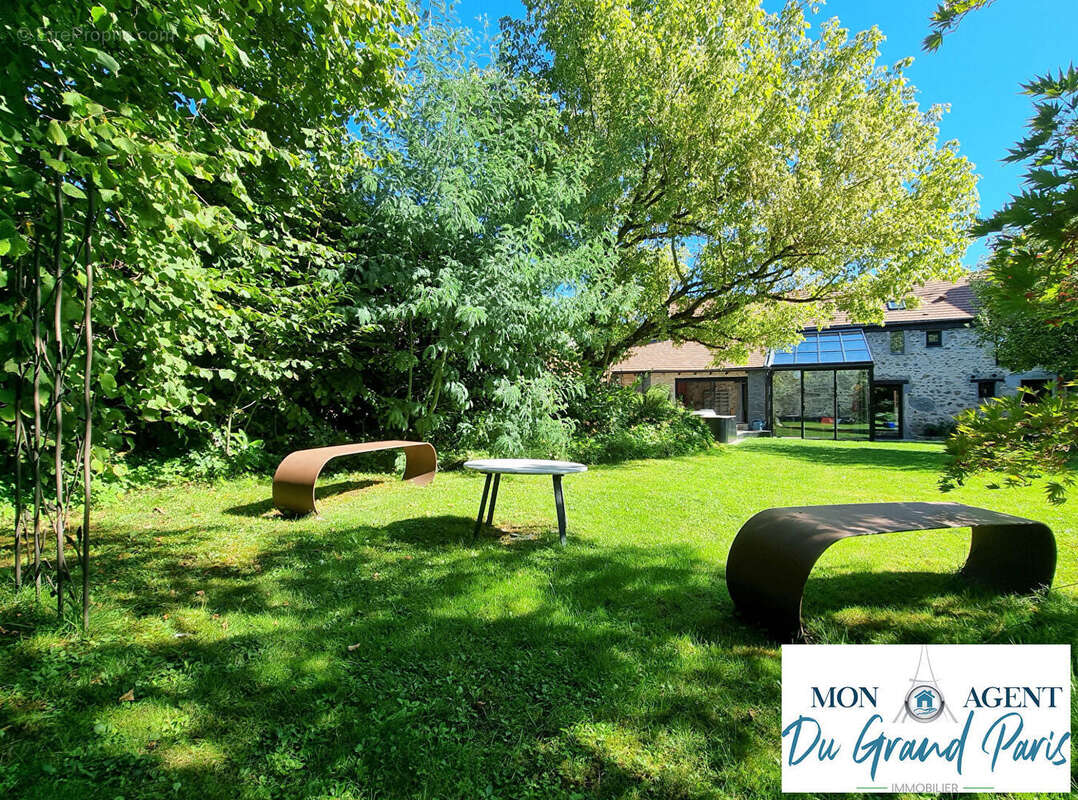 Maison à MARCOUSSIS