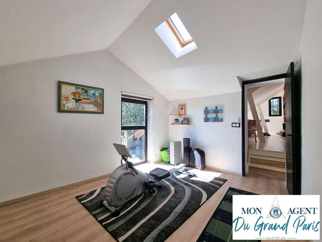 Maison à MARCOUSSIS